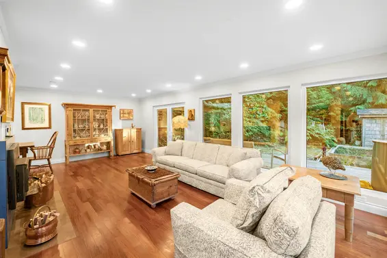 6775 Marine Drive, West Vancouver For Sale - image 10