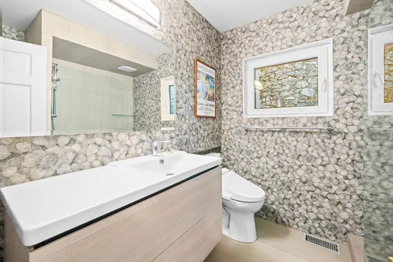 6775 Marine Drive, West Vancouver For Sale - image 18