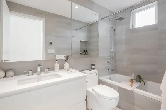 584 Arthur Erickson Place, West Vancouver For Sale - image 26
