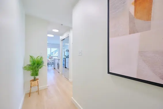 311 1033 St. Georges Avenue, North Vancouver For Sale - image 5