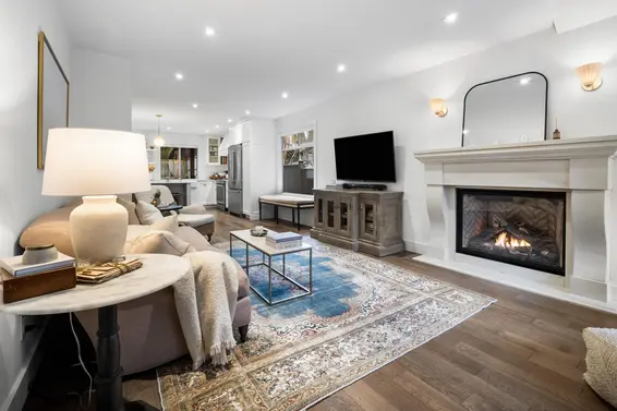 3558 Everglade Place, North Vancouver For Sale - image 9