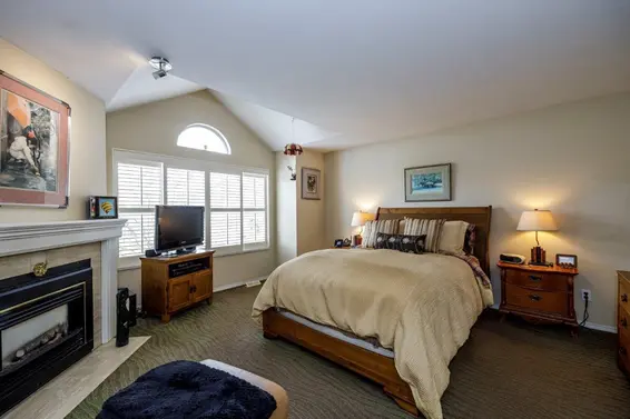 2 261 West 16th Street, North Vancouver For Sale - image 21