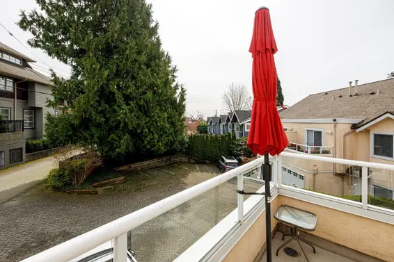 2 261 West 16th Street, North Vancouver For Sale - image 23