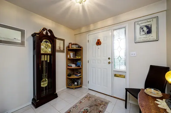 2 261 West 16th Street, North Vancouver For Sale - image 28