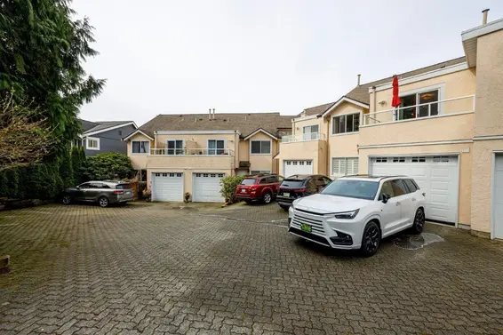 2 261 West 16th Street, North Vancouver For Sale - image 35