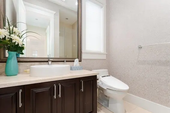 1260 Kings Avenue, West Vancouver For Sale - image 9