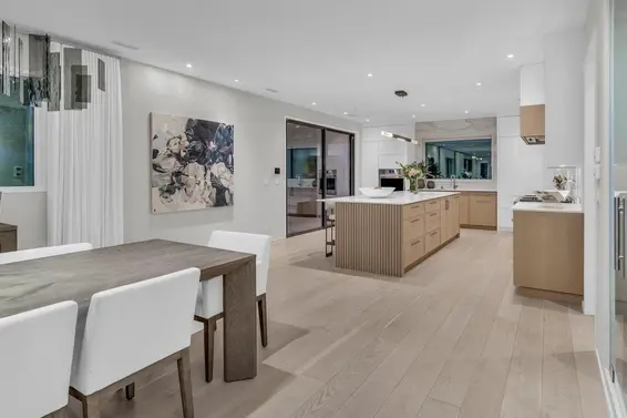 960 Essex Road, North Vancouver For Sale - image 10