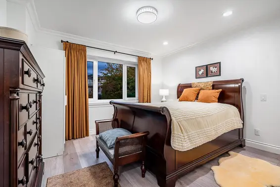 559 East 4th Street, North Vancouver For Sale - image 14