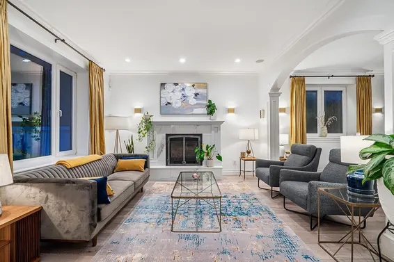 559 East 4th Street, North Vancouver For Sale - image 5