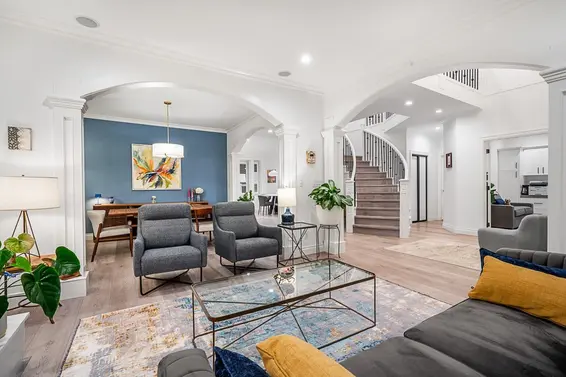 559 East 4th Street, North Vancouver For Sale - image 6