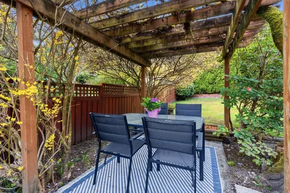 272 Osborne Road, North Vancouver For Sale - image 13