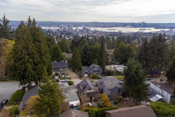 272 Osborne Road, North Vancouver For Sale - image 31