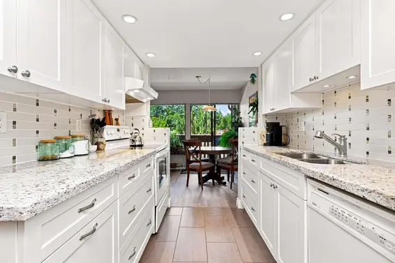 1059 Old Lillooet Road, North Vancouver