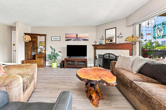 1059 Old Lillooet Road, North Vancouver For Sale - image 7