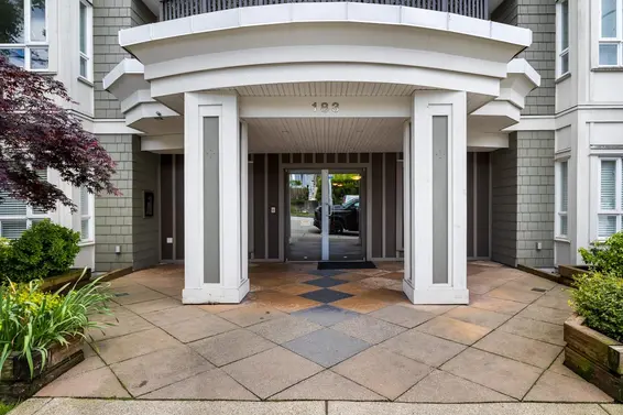 409 183 West 23 Street, North Vancouver For Sale - image 3