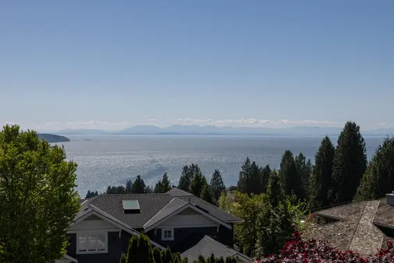 2353 Orchard Lane, West Vancouver For Sale - image 32
