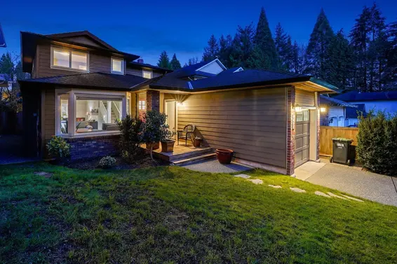 1498 Norton Court, North Vancouver