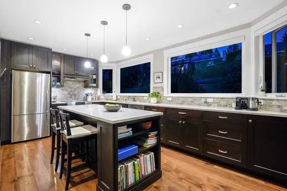 1498 Norton Court, North Vancouver For Sale - image 4