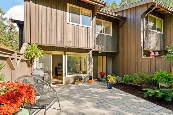2026 Purcell Way, North Vancouver For Sale - image 1