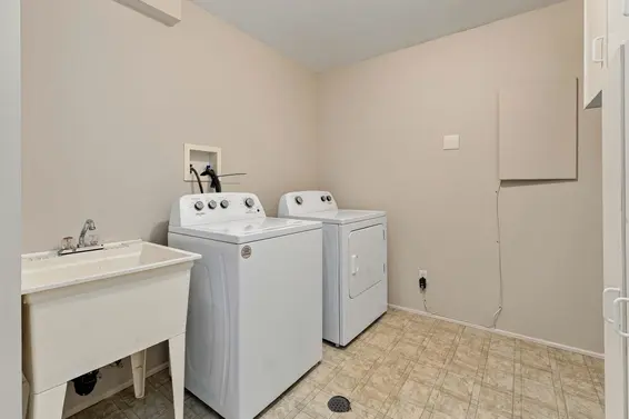 2026 Purcell Way, North Vancouver For Sale - image 22