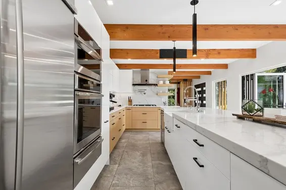 589 St Giles Road, West Vancouver For Sale - image 6