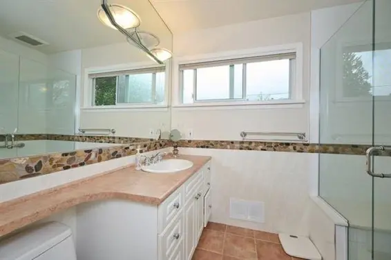 963 Belmont Avenue, North Vancouver For Sale - image 14