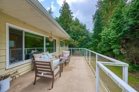 963 Belmont Avenue, North Vancouver For Sale - image 19