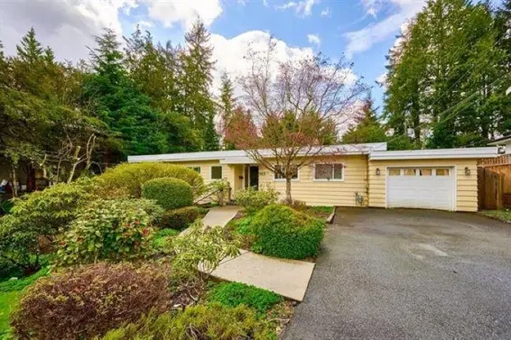 963 Belmont Avenue, North Vancouver For Sale - image 2