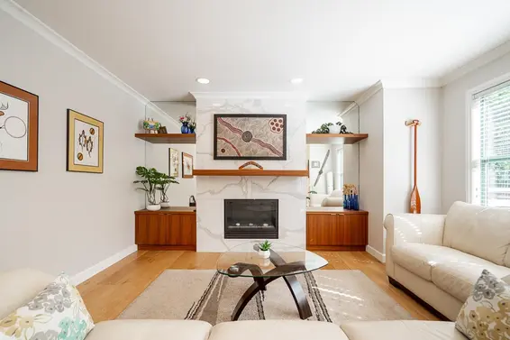 11 229 East 8th Street, North Vancouver For Sale - image 3