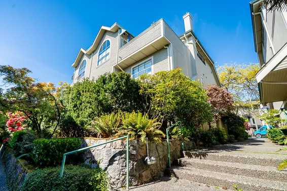 11 229 East 8th Street, North Vancouver For Sale - image 32