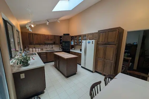 1498 Chamberlain Drive, North Vancouver For Sale - image 10