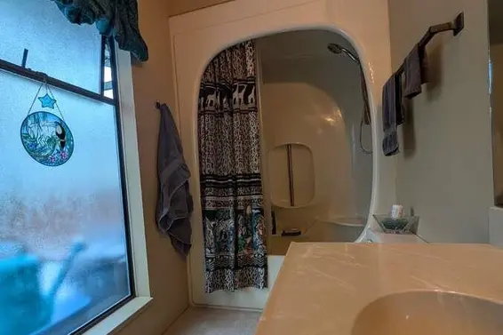 1498 Chamberlain Drive, North Vancouver For Sale - image 19