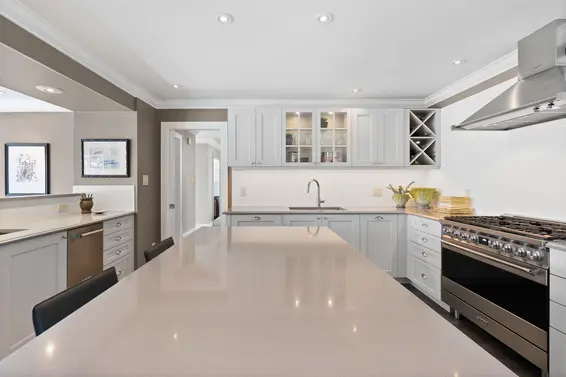 4817 Meadfeild Road, West Vancouver For Sale - image 15