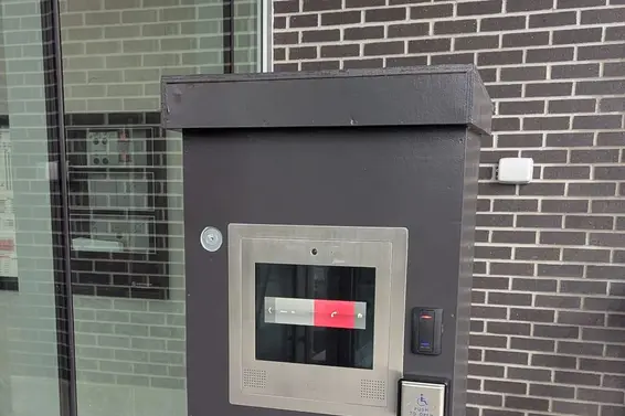 425 755 Harbourside Drive, North Vancouver For Sale - image 28