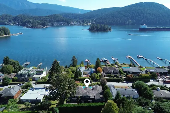 791 Beachview Drive, North Vancouver For Sale - image 2