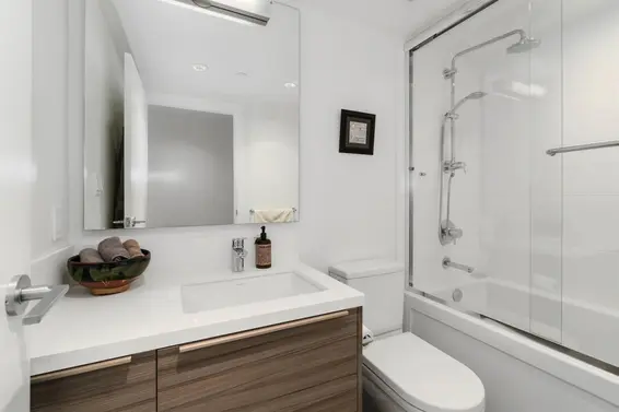808 1550 Fern Street, North Vancouver For Sale - image 18