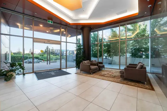 808 1550 Fern Street, North Vancouver For Sale - image 3