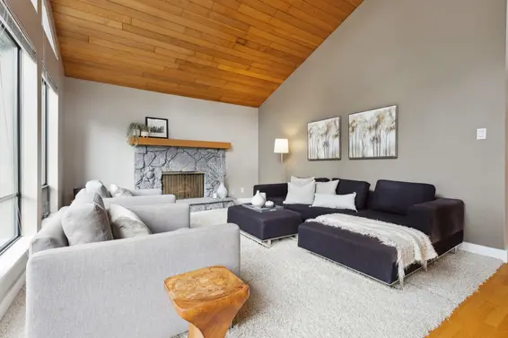 4590 Mapleridge Drive, North Vancouver For Sale - image 10