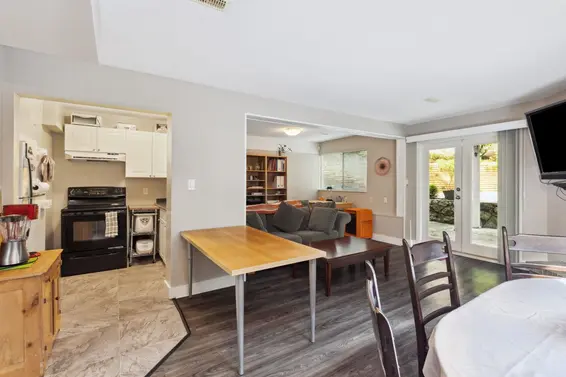 4590 Mapleridge Drive, North Vancouver For Sale - image 35