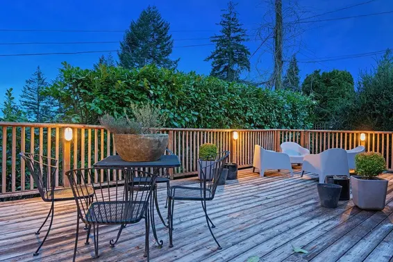 1045 Cortell Street, North Vancouver For Sale - image 16