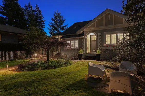 1045 Cortell Street, North Vancouver For Sale - image 25