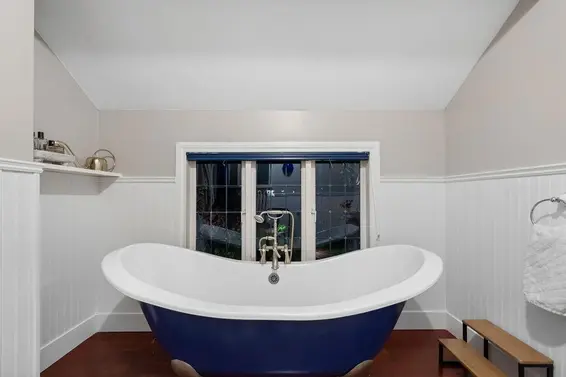 1045 Cortell Street, North Vancouver For Sale - image 30