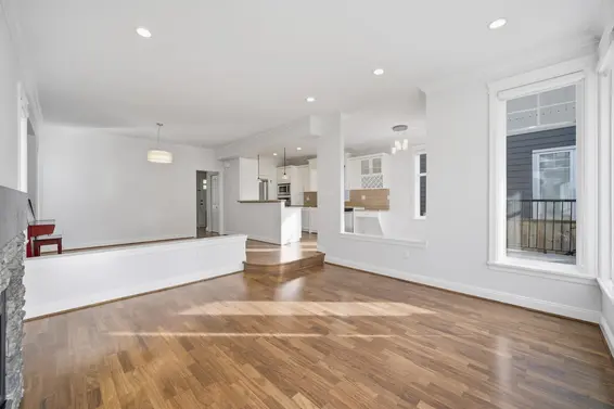 2411 George Street, North Vancouver For Sale - image 11