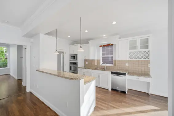 2411 George Street, North Vancouver For Sale - image 12
