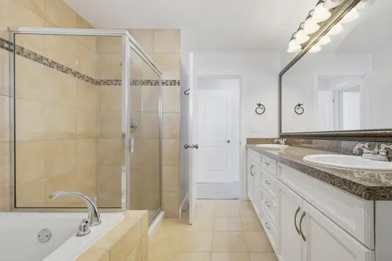 2411 George Street, North Vancouver For Sale - image 22