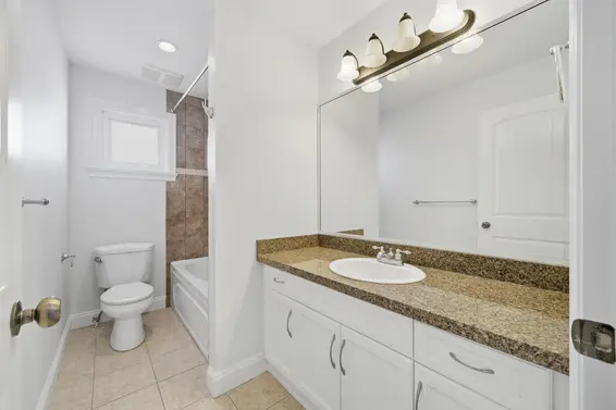 2411 George Street, North Vancouver For Sale - image 25