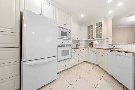 212 2800 Chesterfield Avenue, North Vancouver For Sale - image 17