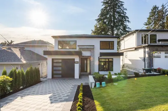 3563 Norwood Avenue, North Vancouver