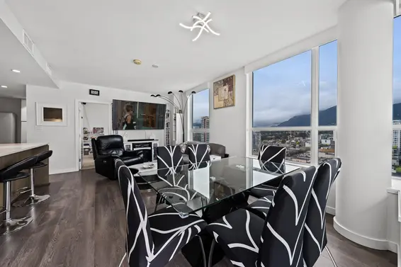 1509 125 East 14th Street, North Vancouver For Sale - image 3