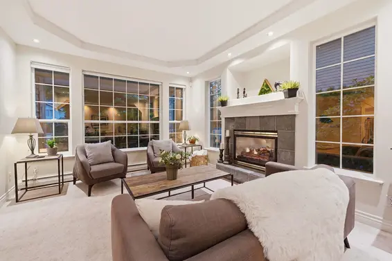 4383 Cove Cliff Road, North Vancouver For Sale - image 3